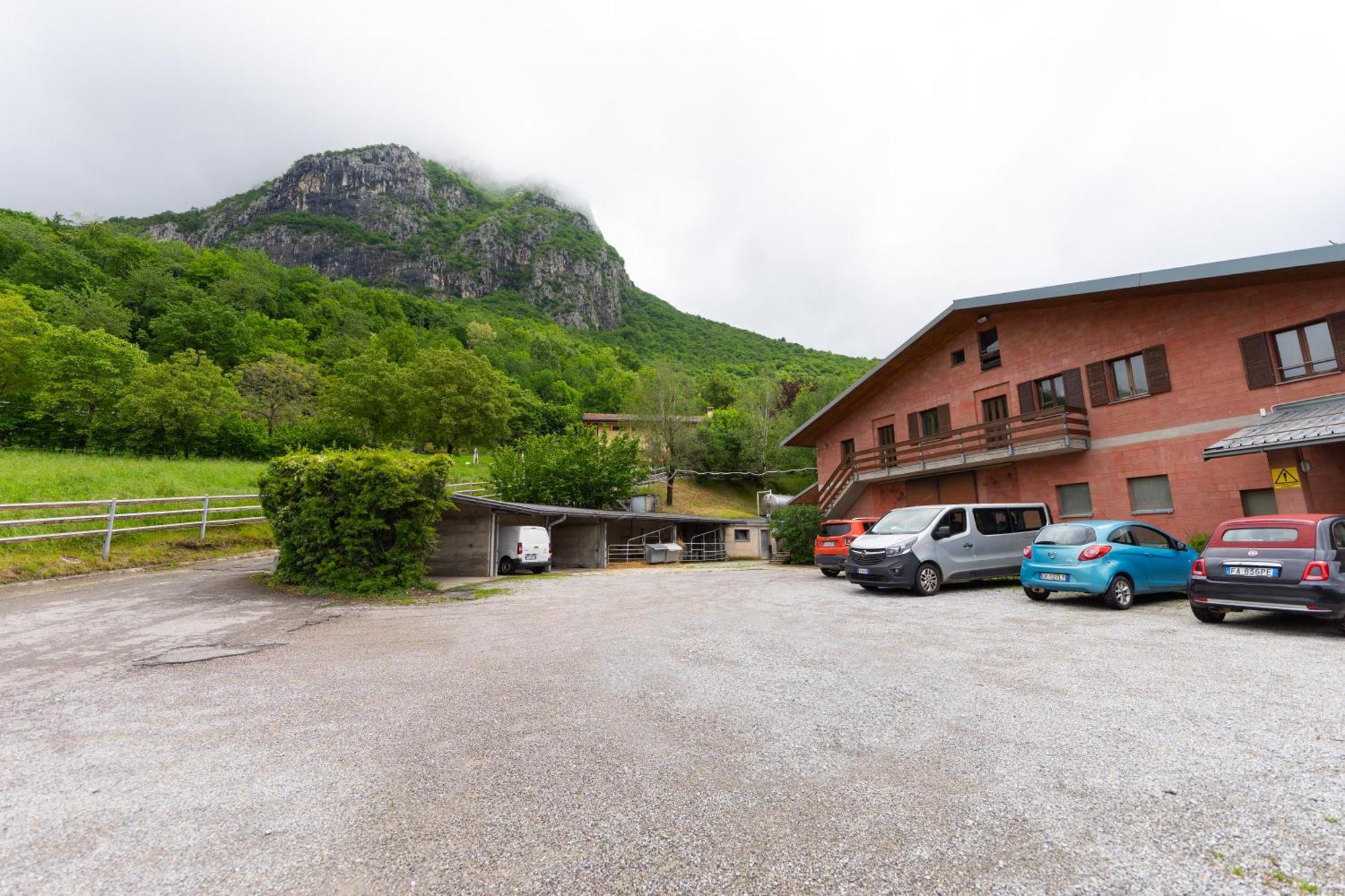Agriturismo Deviscio レッコ エクステリア 写真